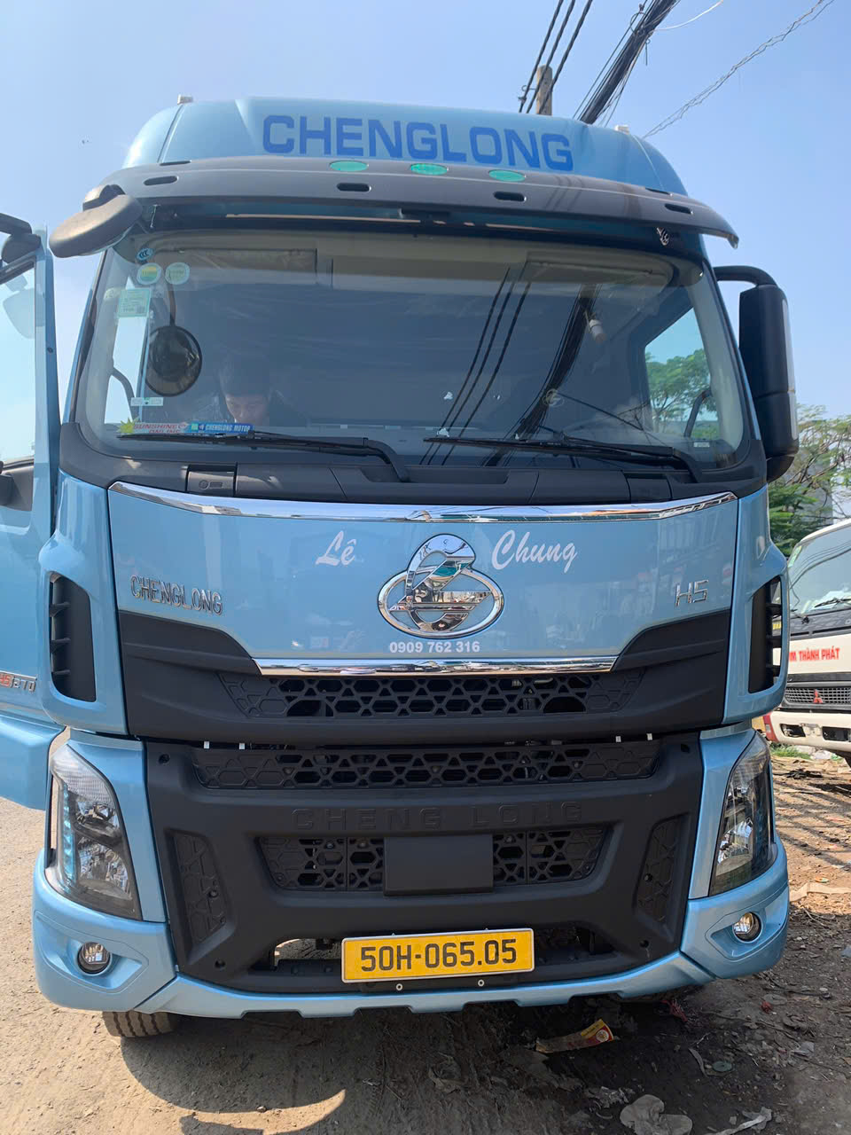 Đội xe tải nhiều tải trọng của Vận Tải Lê Chung phục vụ chở hàng đi tỉnh